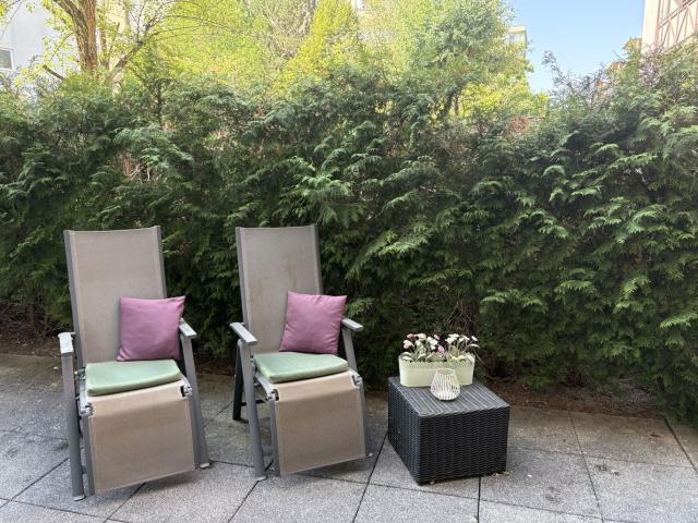 Erdgeschoss Wohnung mit Wintergarten und Terrasse
