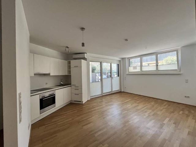 Erdgeschoß Wohnung mit Loggia inkl. TG PKW Stellplatz