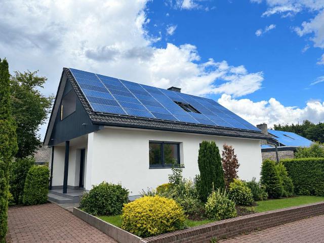 Erdgeschoss mit Terrasse, Garten und Garage in Ankum