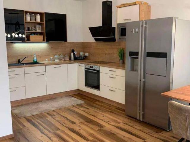 Erdgeschosswohnung 63m² Möbeliert, mit Garten und 1 Garagenstellplatz und 1 Freistellplatz