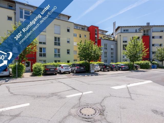 Erdgeschosswohnung in Klinik Nähe 3 Zimmer Wohnung mit Tageslichtbad, EBK und Gartenanteil