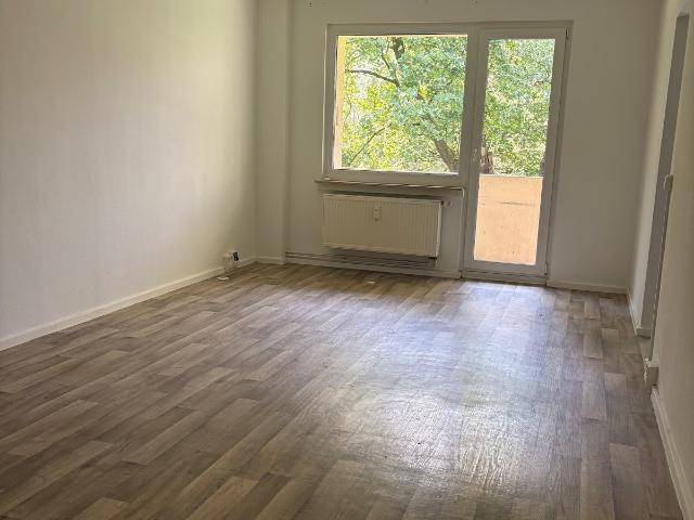 Erdgeschosswohnung mit Einbauküche ab sofort