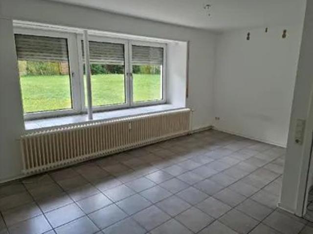 Erdgeschosswohnung mit Gartennutzung