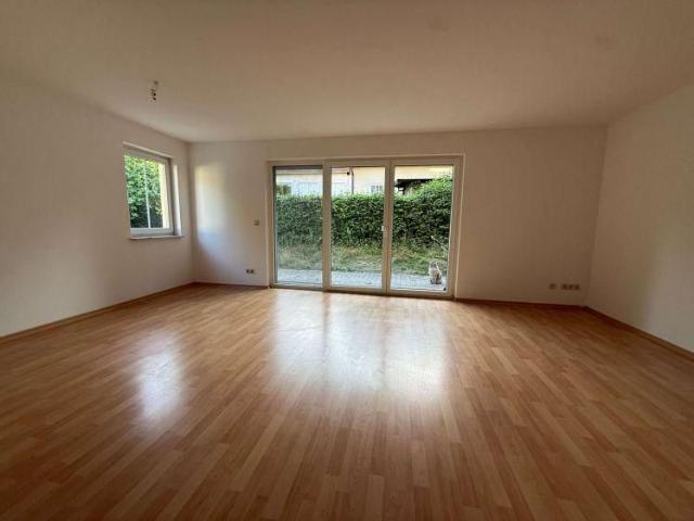 Erdgeschosswohnung mit kleiner Terrasse in Schulzendorf