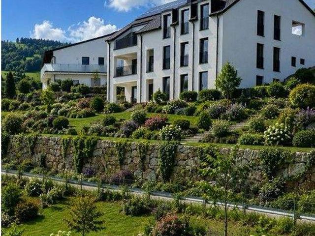 Erdgeschosswohnung mit Terrasse, Garten und Ausblick Neubau! Top 3