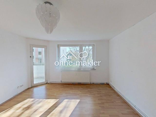 Erdgeschosswohnung mit 3 Zimmern, BALKON und Wannenbad in Minden Dankersen