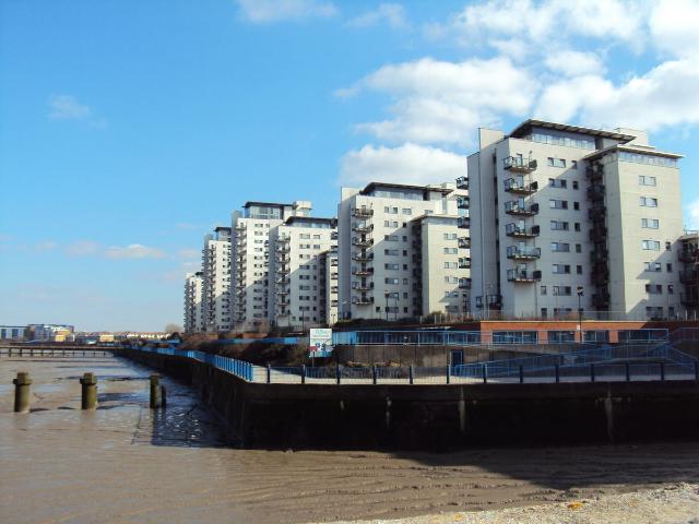 Erebus Drive, Woolwich SE28, 2 bed flat to rent, £2,200 pcm | PrimeLocation