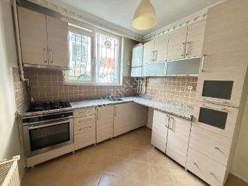 Şeref Emlak Yenidoğan Kiralık Daire 32,000 Tl
