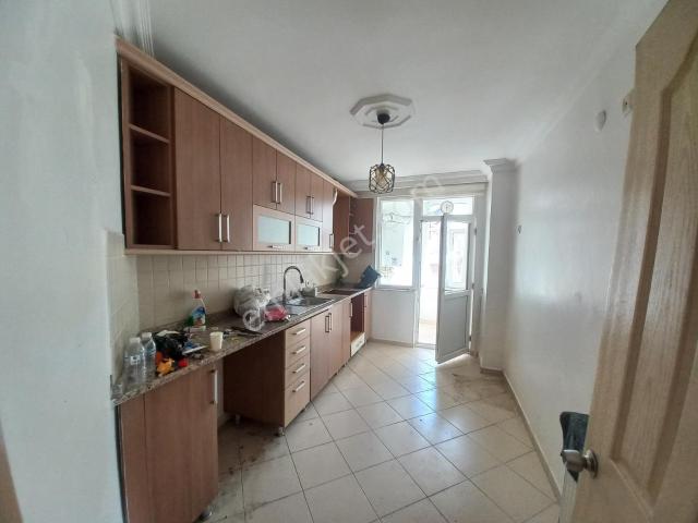 Şeref Emlak Yenidoğan Mah.kiralık 3+1 Daire 36.000 Tl