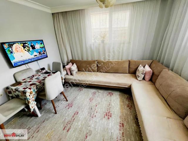Şeref Emlak'tan Satılık 2+1 Daire, 75m², Ulaşım Kolaylığı