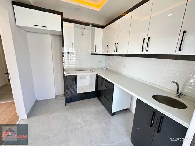 ERENKÖY MH. 2+1 AYRI MUTFAKLI CADDE YAKINI KİRALIK DAİRE