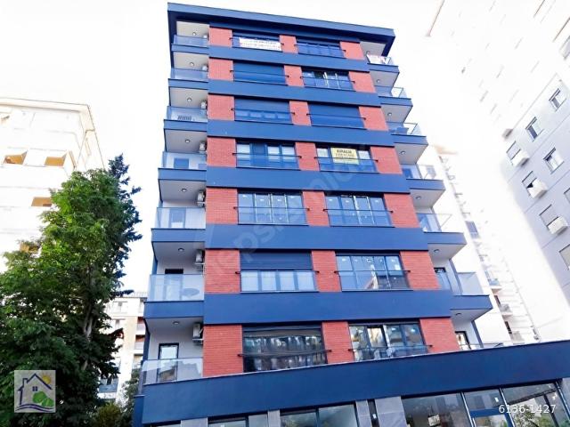 ERENKÖY MİNİBÜS CAD.SIFIR KİRALIK KOMBİLİ LÜKS DAİRE 3+1,116M2