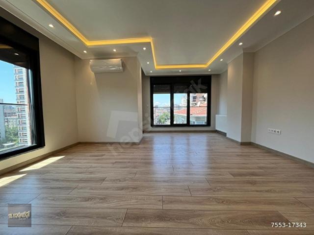 ERENKÖY MİNİBÜS CADDESİ ÜZERİNDE 2026 YAPIMI E.BANYOLU, BALKONLU 130m2 3+1 BOŞ DAİRE