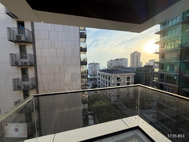 ERENKÖY BAĞDAT CADDESİNE 4 NCÜ YENİ BİNADA 2 ODA SALON