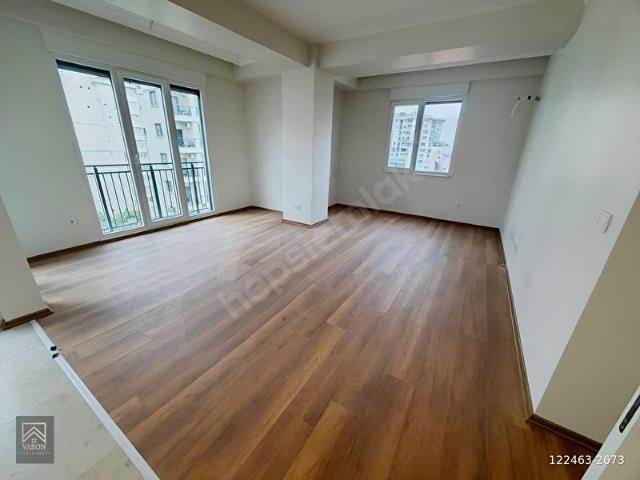 ERENKÖY SATILIK 2+1 MERKEZİ LOKASYON 100 M2 BOŞ SIFIR LÜKS DAİRE