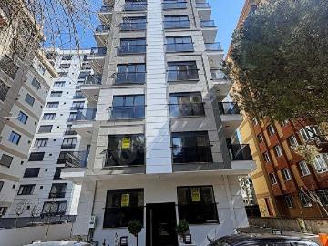 ERENKÖY'DE 3+1 BALKONLU DAİRE