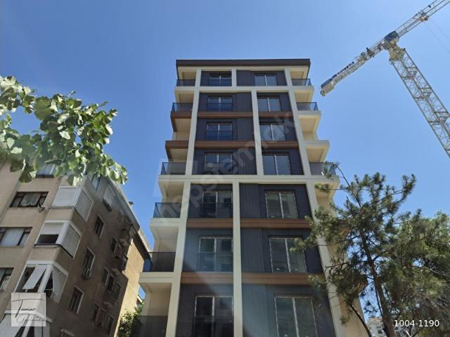 Erenköy'de 3+1 Balkonlu Sıfır Daire 7 Katlı Binada 3. Kat