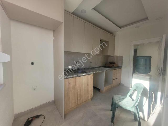 Erenköy'de Kiralık 2+1 Ayrı Mutfak 2.kat Sıfır Daire