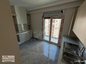 Erenköyde Marmaraya Yakın Sıfır Binada 2+1 Daire EMLAK MASASI