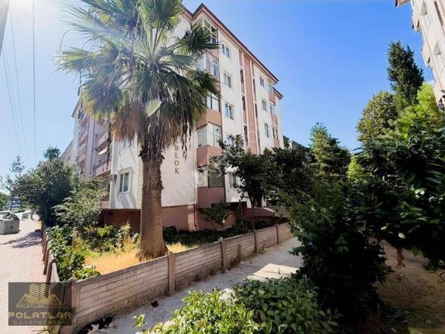 Erenler Adintaş Bloklarında Bakımlı 3+1 Satılık Daire!