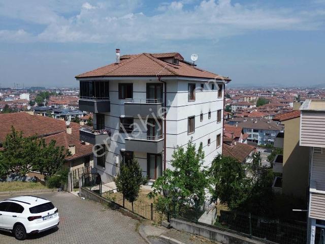 Erenler Bağlar Mahallesinde Satılık Dubleks 3+1 Daire