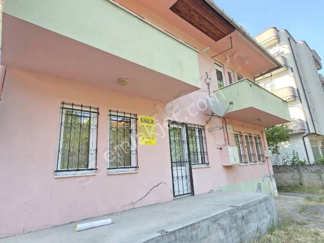 Erenler Belediyesine Yakın Bahceli 3+1 Kiralık Daire