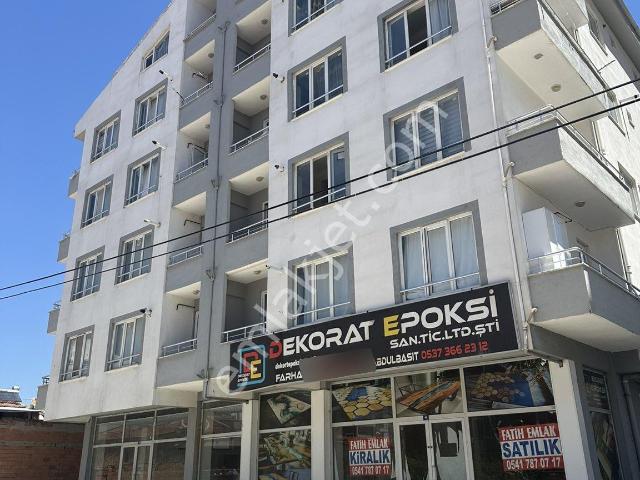 Erenler’de Aile Apartmanından Satılık Son Rakam Daire