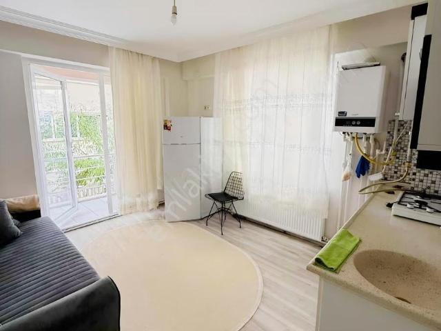 Erenler'de Kiralık Eşyalı 2+1 Daire