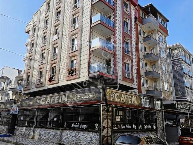 erenler'de Mağara Cafe Üzerinde Satılık Geniş 1+1 Daire