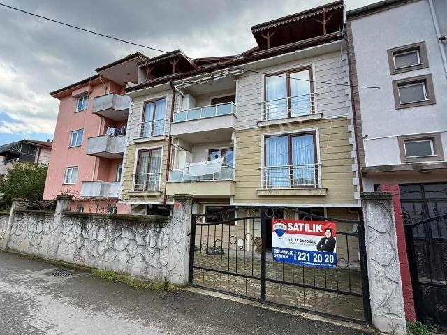 Erenlerde Satılık 3+1 Dubleks Daire Remax Desıgn