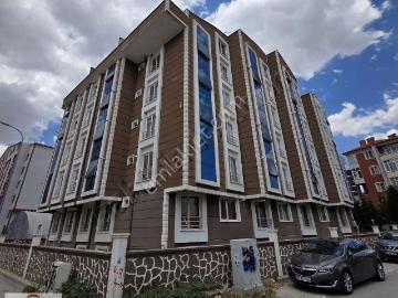 erenler'de Sevgi Yolunun Hemen Arkasında Merkezi Konumda 2+0