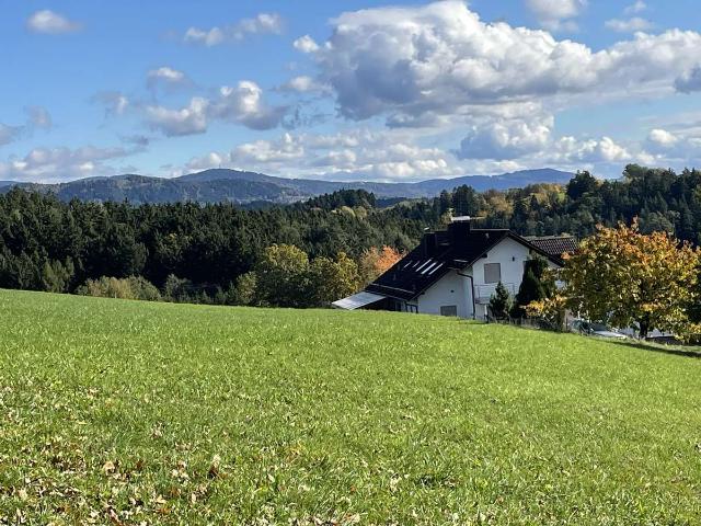 Erfüllt Leben & Wohnen in Alleinlage mit Außenpool usw