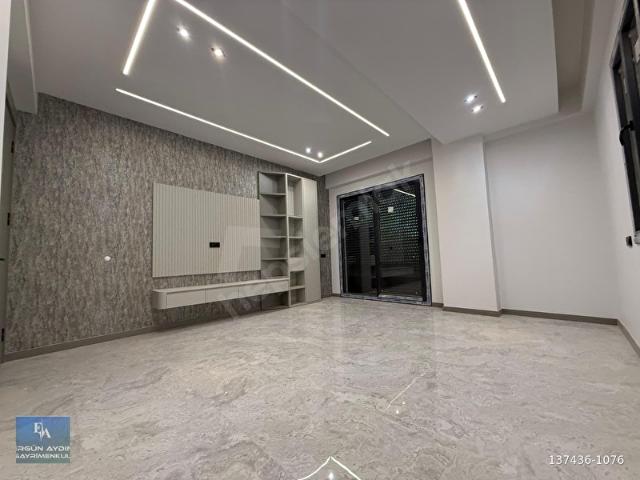 ERGÜN AYDIN'DAN 1200 Evler'de 3+1 165m2 Panjurlu Arakat Daire
