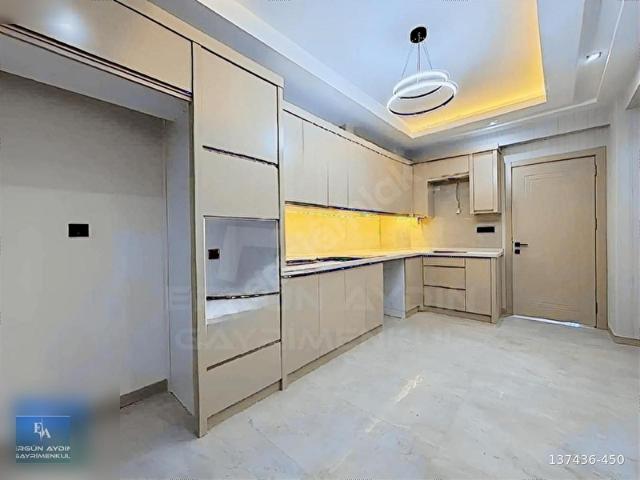ERGÜN AYDINDAN YENİŞAFAKDA 2+1 100M2 OTOMATİK PANJURLU LÜX DAİRE