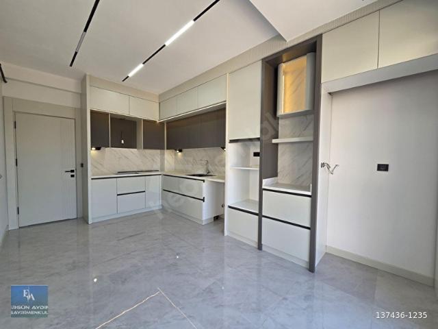 ERGÜN AYDIN'DAN Ebeveyn Banyolu Giyinme Odalı Arakat Lüx Daire