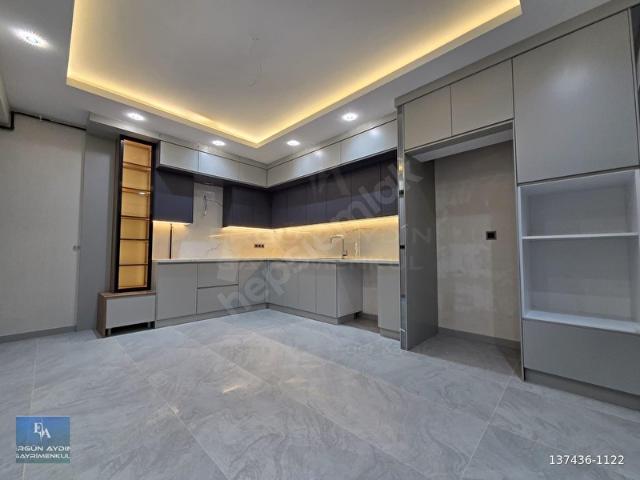 ERGÜN AYDIN'DAN Göveçlik Rezidans Bölgesinde 3+1 190m2 Daire