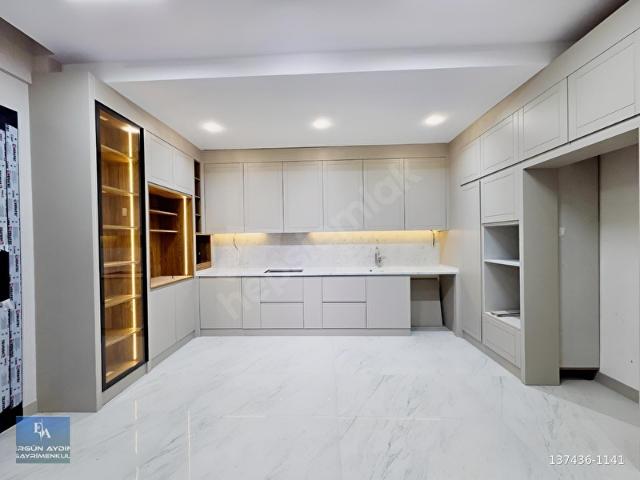 ERGÜN AYDIN'DAN Havuzlu Site İçi Panjurlu 3+1 190m2 Arakat Daire