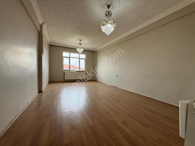 Ergünler İnşaat'tan Yuvamda Merkezi 3+1 Kiralık Daire