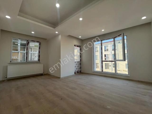 Ergünlerden Yunus Emre'de 2+1 Arakat Ön Cephe Kiralık Daire
