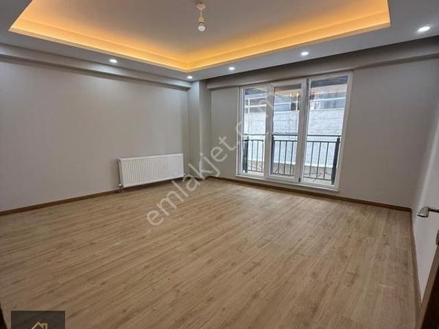Ergünlerden Kapaklı Merkezde 2+1 Yüksek Giriş Kiralık Daire