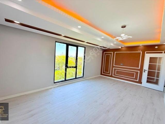 Ergünlerden Okullar Mevkiinde 2+1 Arakat Satılık Daire