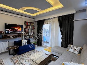 Erguvan Cad.bulvar Üzeri Hasarsız İskanlı Kombili 1+1 Satılık