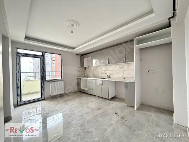 ERGENE CUMHURİYETTE 2+1 100M2 SIFIR ARAKAT SATILIK DAİRE !