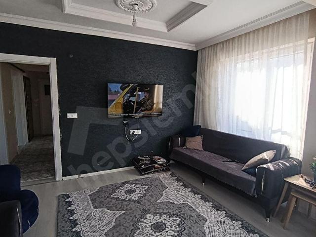 ERGENE CUMHURİYET MAHALLESİ 2+1 ARAKAT SATILIK DAİRE