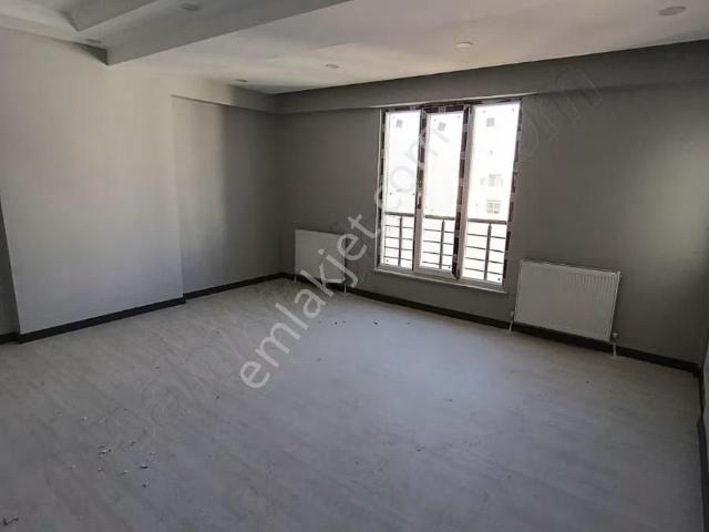 Ergene Sağlık Mahallesi 2+1 Kiralık Daire Sıfır Bina
