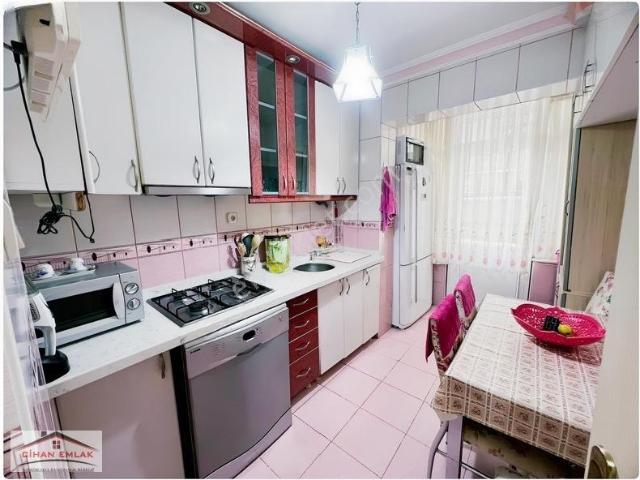 Ergenekon Mah Ödemiş Sokak Suadiye Yakını Eşyalı Kiralık 3+1 Dai