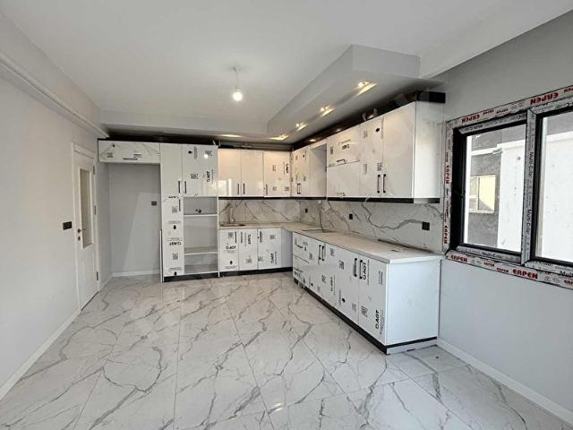 ERGENEKON MAHALLESİ'NDE FERAH 3+1 SATILIK DAİRE