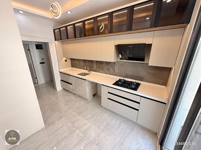 ERİM'DEN GÜREDE MÜTHİŞ KONUMDA ARA KAT SIFIR LÜKS 2+1 DAİRE!