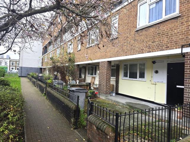 Eric Street, London E3, 3 bed maisonette to rent, £3,000 pcm | PrimeLocation