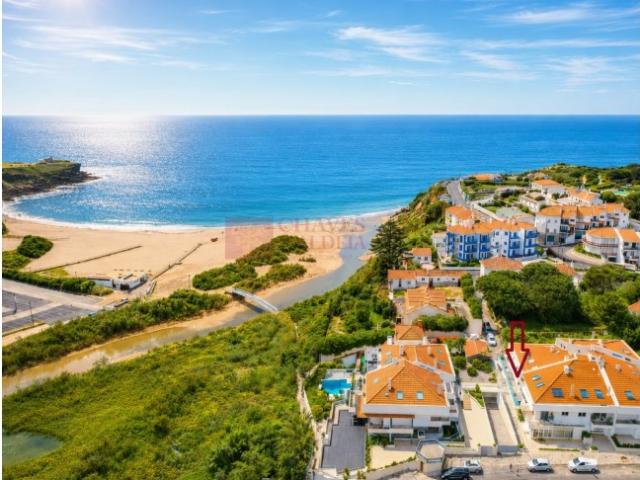 ERICEIRA PRAIA S.LOURENÇO T2 Duplex em cima da praia Piscina sobre o mar